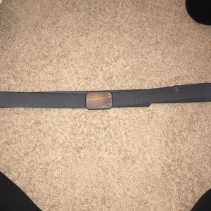 Groove life belt magnet snap belt